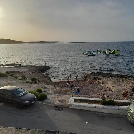 Daire Seafront 3 Bedroom Stylish With Spectacular Seaview St. Paul's Bay