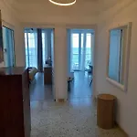 Apartment Seafront 3 Bedroom Stylish With Spectacular Seaview *