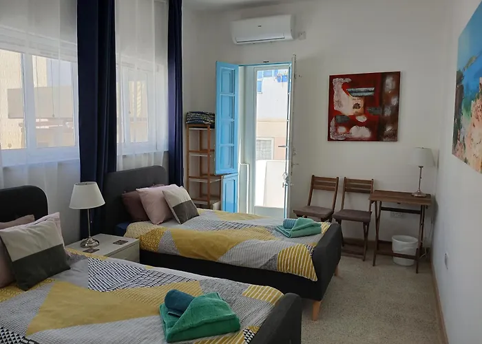 Apartment Seafront 3 Bedroom Stylish With Spectacular Seaview St. Paul's Bay